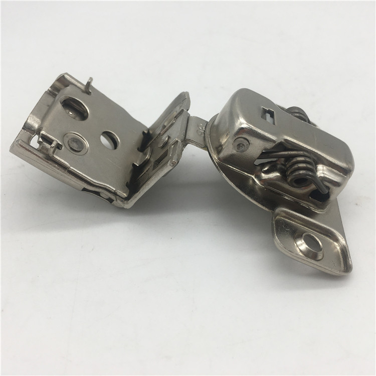 Bisagra para puerta de muebles con marco frontal ajustable superpuesto